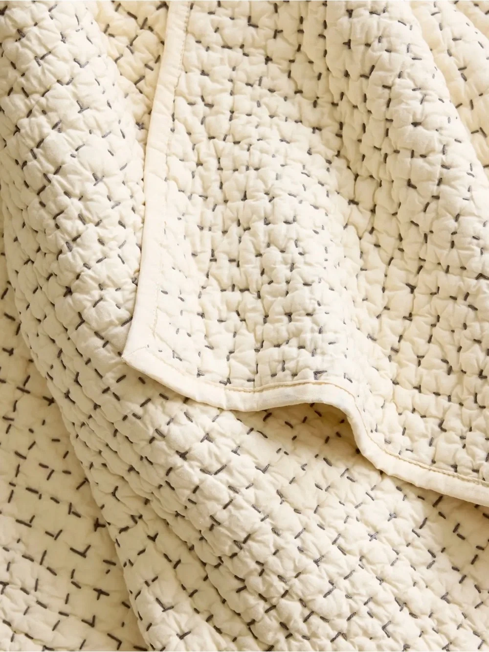Quince Cotton Hand Stitched Quilt in Undyed King